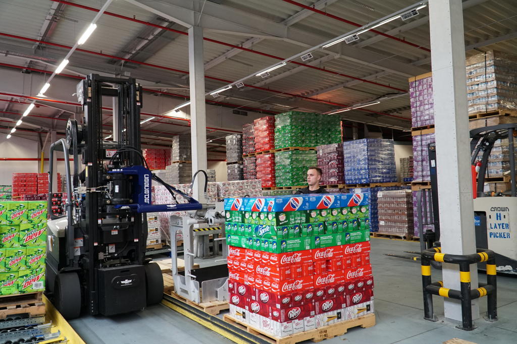 Associates at Germany's Germersheim Distribution Center enjoyed many successes during the DC's first year of operation.