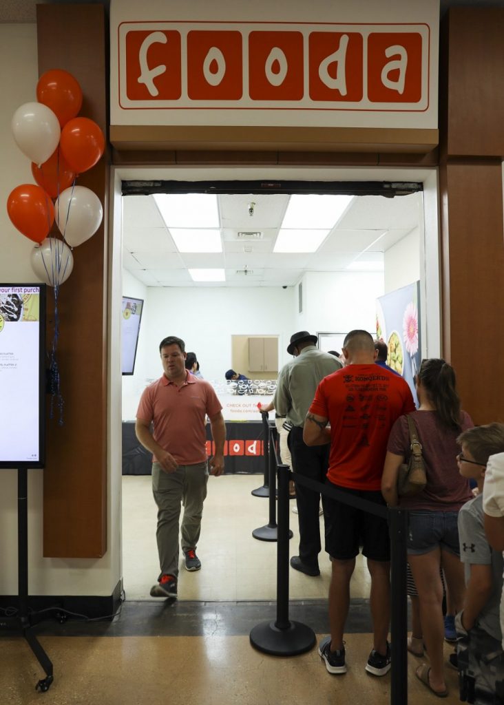 Warfighters and their families celebrated the grand opening of FOODA at Joint Base Anacostia-Bolling on Aug. 12. Photo courtesy of the Joint Base Anacostia-Bolling Public Affairs Office.