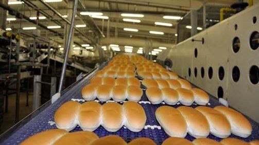 The Exchange Grunstadt plant produced more than 125,000 buns and 31,500 tortillas—25% more than usual—as well as 800,000 liters of bottled water—roughly 10 times the usual amount—the week of March 23.