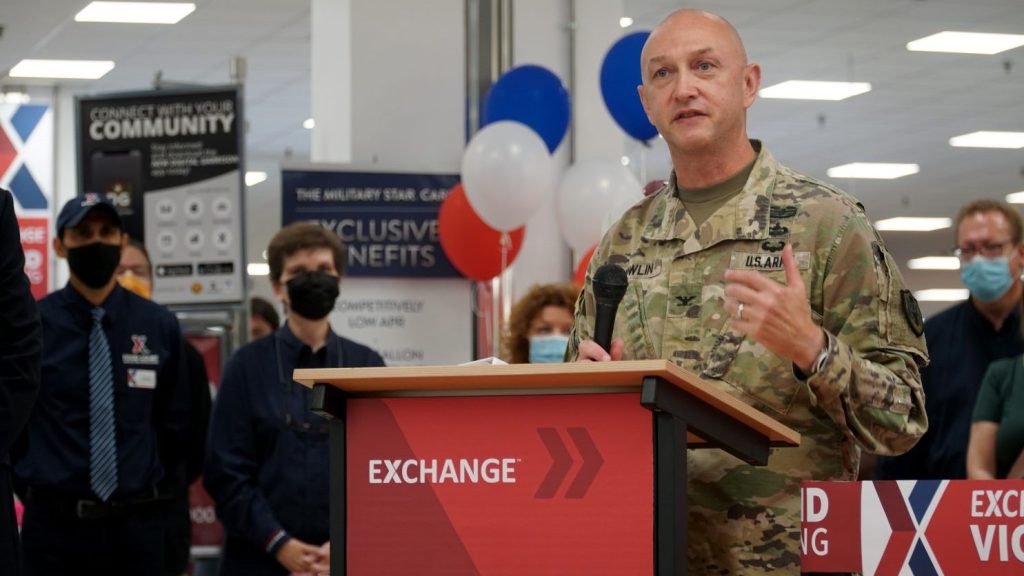 Col. Don Nowlin, Exchange Europe/Southwest Asia commander, recognizes the hard work and dedication of Vicenza Exchange associates during the July 15 grand reopening of the $13.2 million renovated Vicenza Exchange (U.S. Army photo by Sgt. 1st Class Taresha Hill)