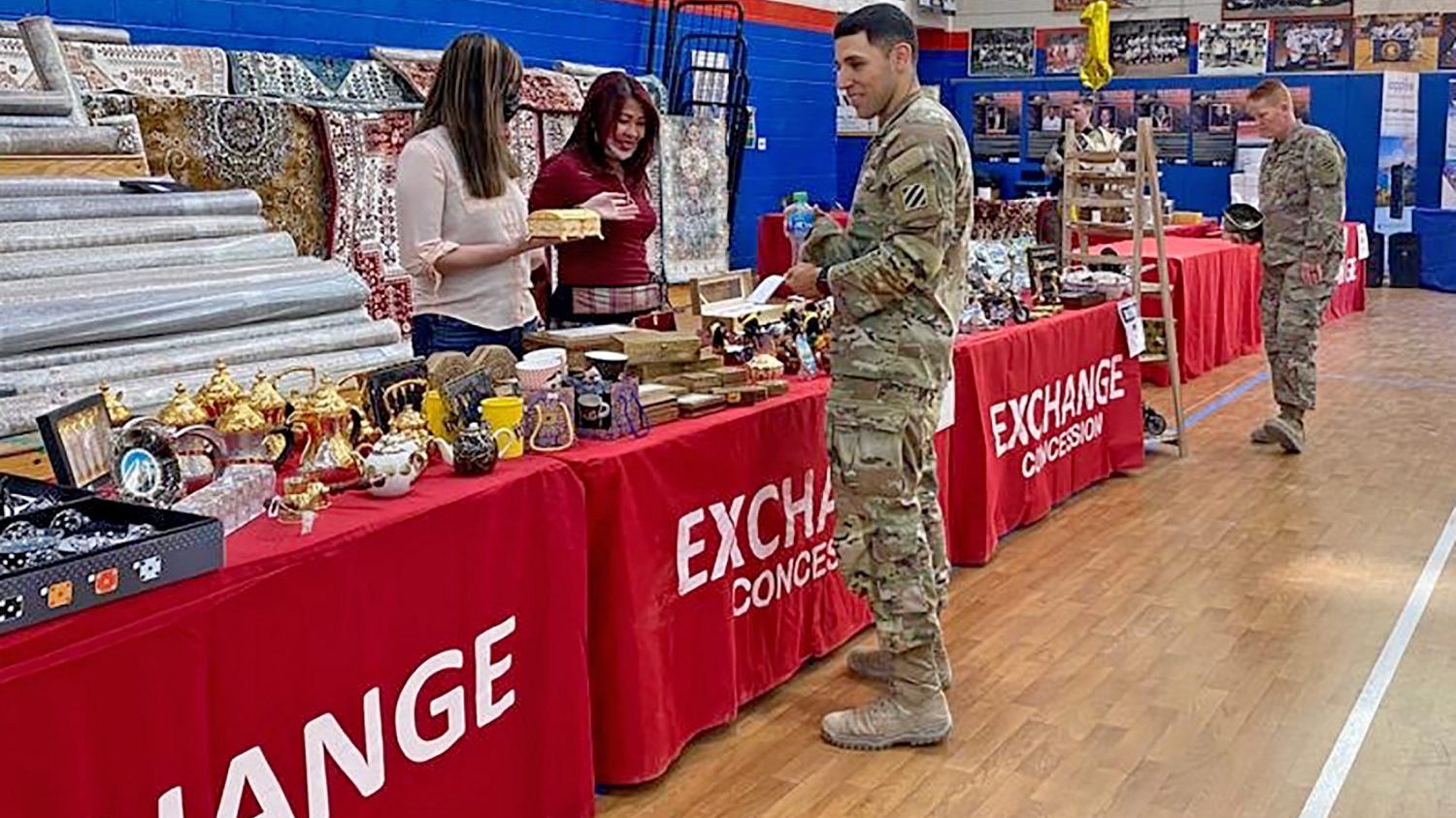 <strong>More than 7,000 service members were able to experience the diversity of the local cultures during the Exchange’s holiday bazaar at Camp Arifjan in Kuwait.