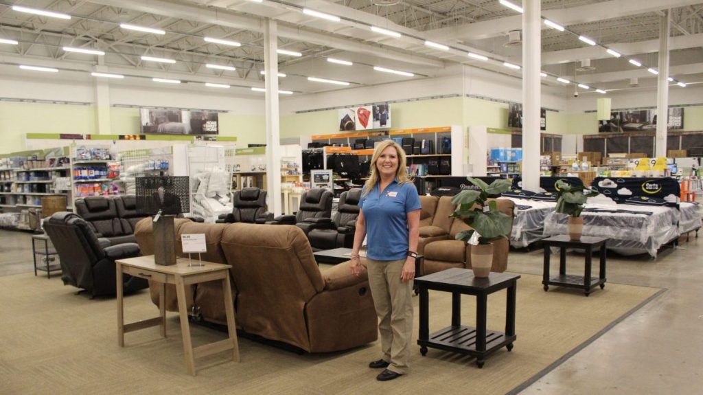 <b>Patricia Murauskas, main store manager at the Lackland Air Force Base Exchange, in the BXtra  area where she assembled customers and associates during an active-shooter alert in June.</b>