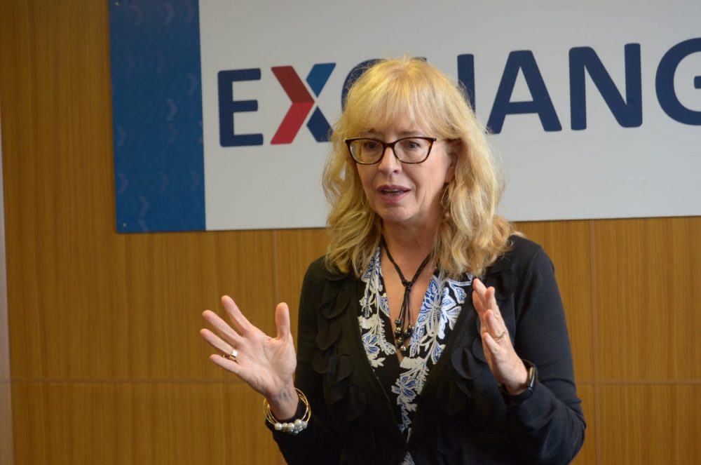 Pacific Region Senior Vice President Karin Duncan speaks at an award ceremony for her team Nov. 22.