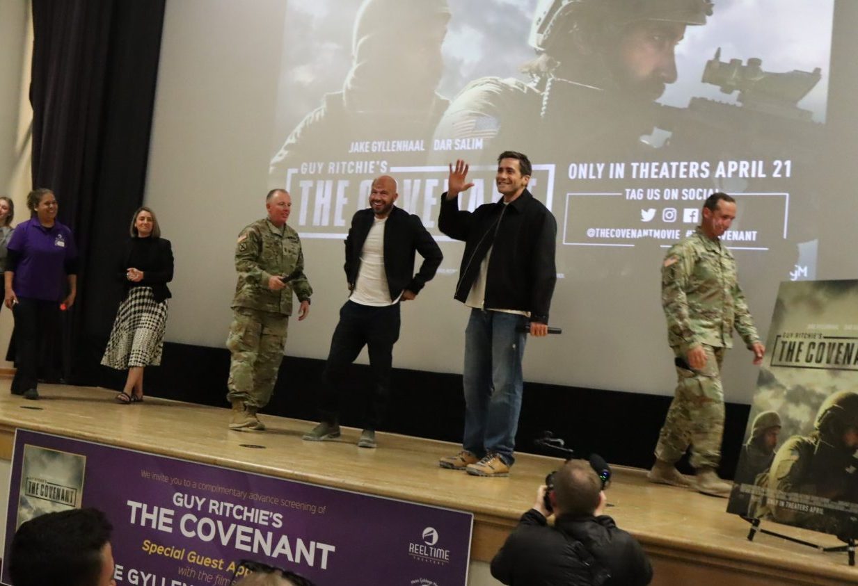 <b>From left: General Manager Ladda Thomas, Food Court Manager Mercedes Garcia, Exchange Motion Picture Program Planner Nalan Howard, Garrison Command Sgt. Maj. David D. Palmer, Dar Salim, Jake Gyllenhaal, Garrison Commander Col. Jason A. Clarke.</b>