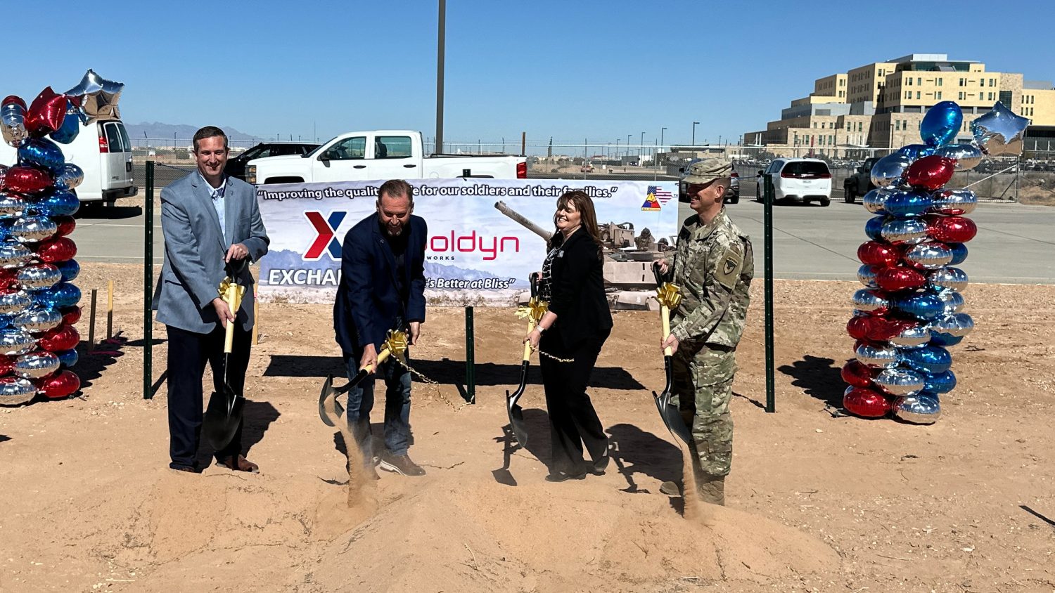 <b>Martin Mallady, Verizon associate director of mobility; retired Army Col. Lou Zeisman, Boldyn vice president, military solutions; Joanne Cahalan, Exchange general manager; Col. Brendan R. Gallagher, garrison commander.