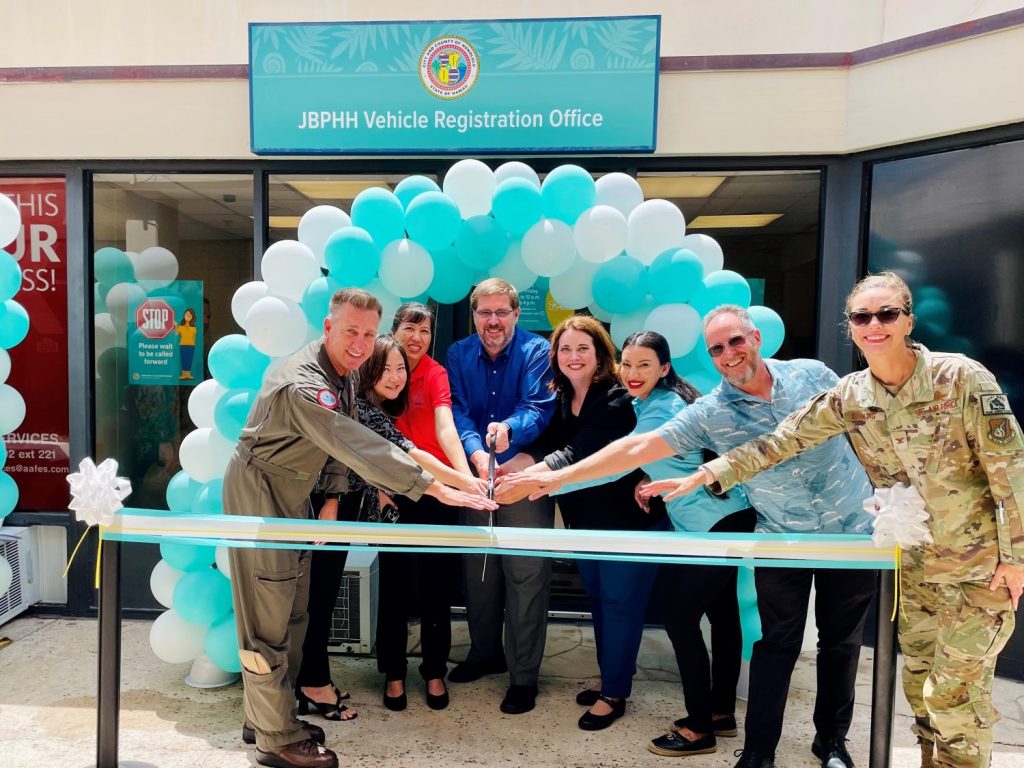 <b>From left: Captain Mark D. Sohaney, Joint Base Pearl Harbor Hickam Commander; Kim Hashiro, Director Satellite City Hall; Kristy Kam, Administration Satellite City Hall; David Swenson Hawaii Consolidated Exchange General Manager; Jennifer Jordan, Regional Vice President; Jennifer Estrella, Exchange Services Business Manager; Scott Thompson, Air Base Group Executive Director; Colonel Monica D Gramling, Joint Base Pearl Harbor Hickam Deputy Commander.</b>