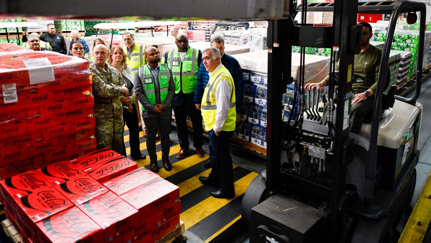 <b>DeCA Director and CEO John Hall (in yellow vest) visits the Germersheim Distribution Center,